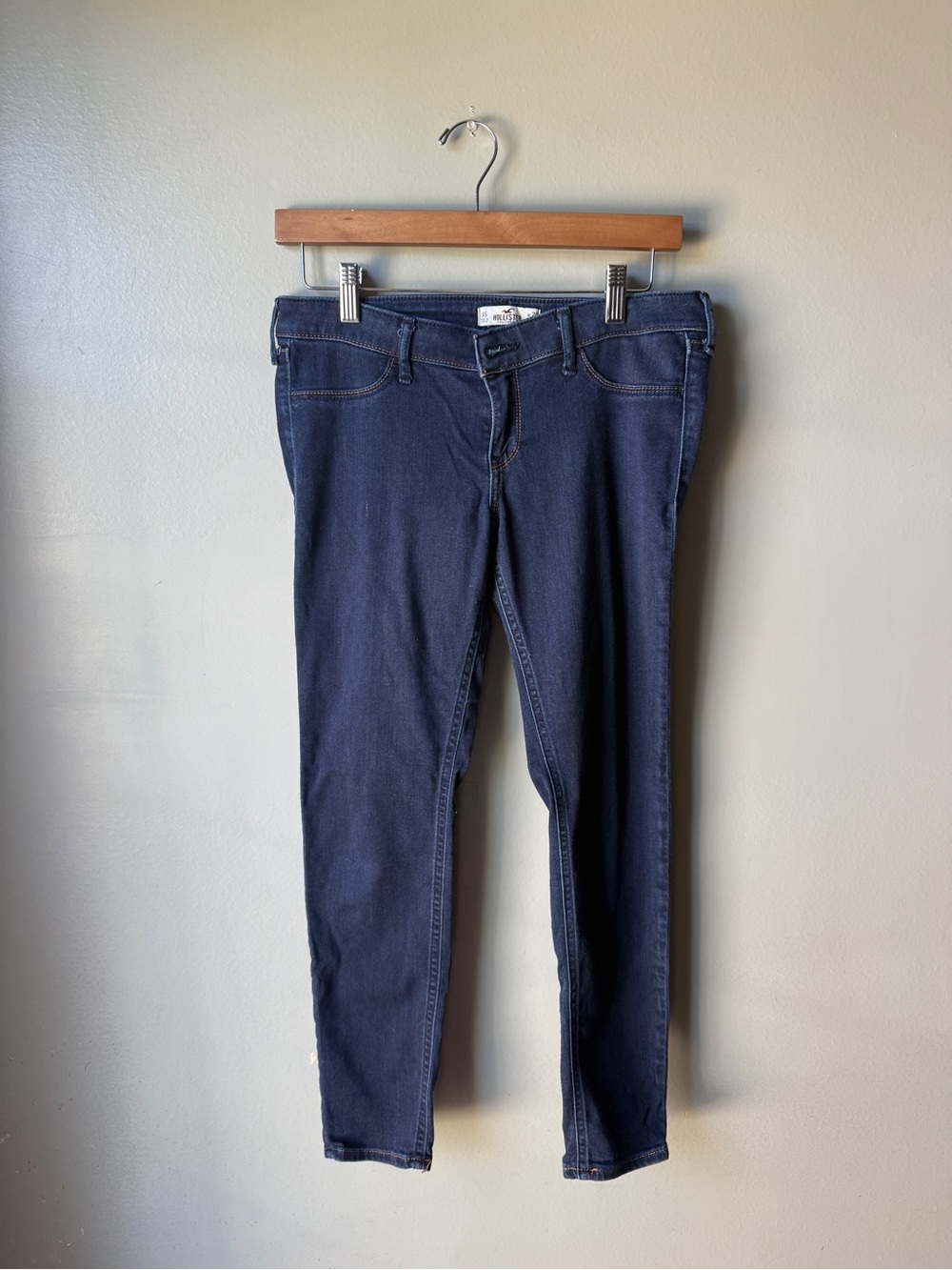 Hollister Women’s Skinny Jeans Size 9S W29 L27 Dark Wash
